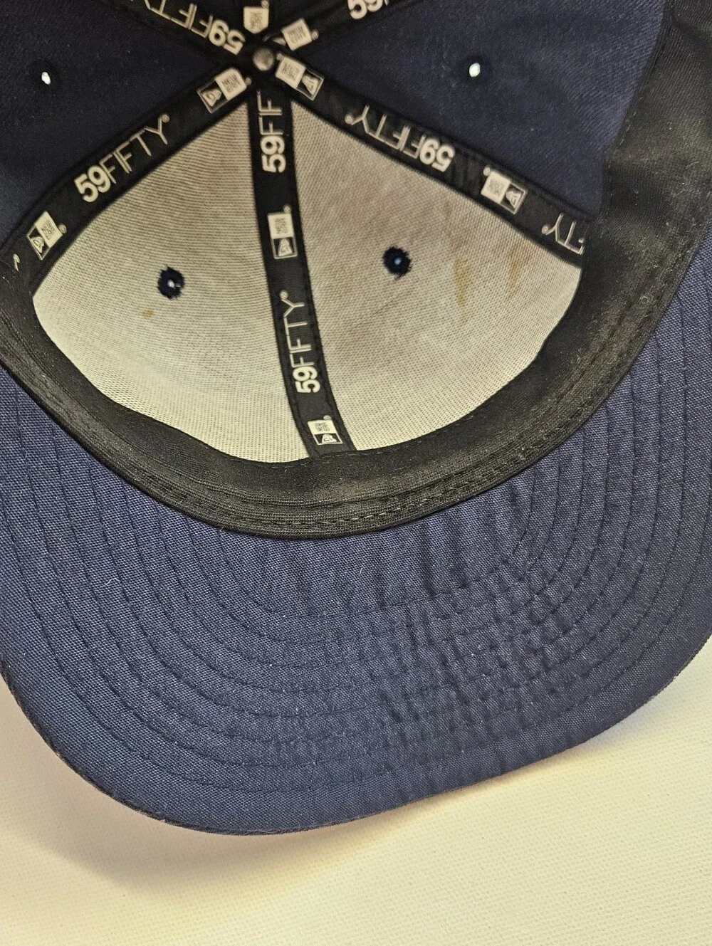 Seattle Seahawks Fitted Hat New Era 59 Fifty Size 7 1/4 NFL Baseball Cap Blue